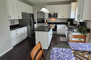 53100 Shinnecock Dr, South Lyon, MI 48178 - Photo 11