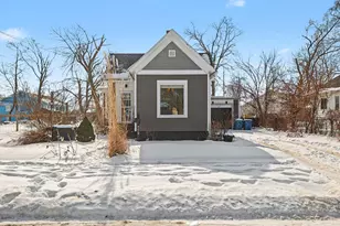 99 Winter St, Battle Creek, MI 49015 - Photo 1