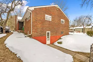 704 Amherst Ave, Ann Arbor, MI 48105 - Photo 39