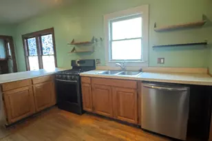 974 N Prospect Rd, Ypsilanti, MI 48198 - Photo 11