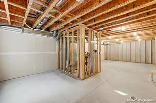 164 Wexford St SE, Grand Rapids, MI 49548 - Photo 33