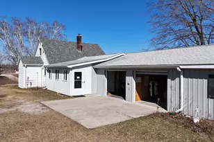 2378 Carroll Rd, Traverse City, MI 49686 - Photo 5