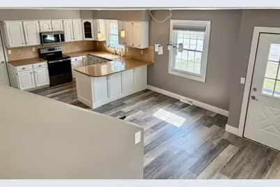 1324 Crandall Avenue, Norton Shores, MI 49441 - Photo 5