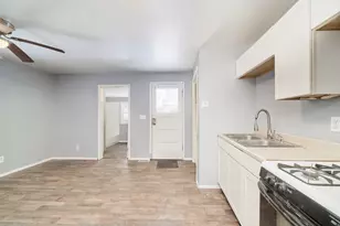 112 Hancock St, Manistee, MI 49660 - Photo 27