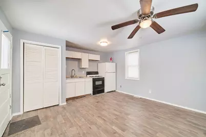 112 Hancock Street, Manistee, MI 49660 - Photo 25