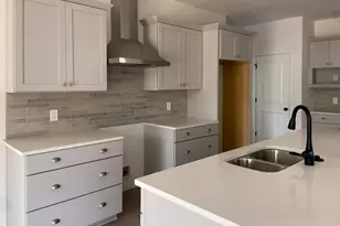 10711 Greyhound Ave, Allendale, MI 49401 - Photo 7