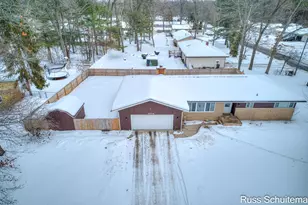 2014 Bluebird Ln, Muskegon, MI 49445 - Photo 5