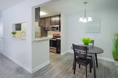 3235 Mill Creek Dr Drive #8, Kalamazoo, MI 49009 - Photo 7