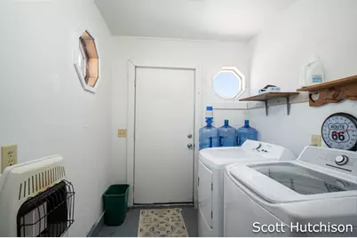 1300 E Coral Road, Edmore, MI 48829 - Photo 19