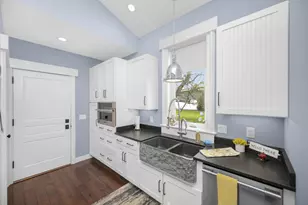 21373 Sail Bay Dr, Cassopolis, MI 49031 - Photo 13