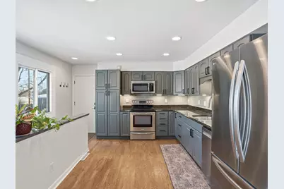 1571 Barrington Place, Ann Arbor, MI 48103 - Photo 11