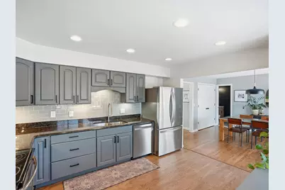 1571 Barrington Place, Ann Arbor, MI 48103 - Photo 13