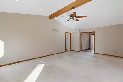 46813 Fox Run Drive, Macomb, MI 48044 - Photo 5