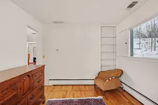 2248 Crest Dr, Kalamazoo, MI 49008 - Photo 9