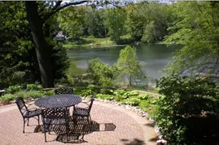 2248 Crest Dr, Kalamazoo, MI 49008 - Photo 21