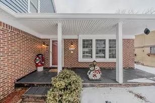 5175 Applewood Dr, Ypsilanti, MI 48197 - Photo 3