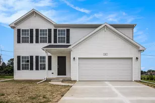 1004 Cedarwood Dr, Greenville, MI 48838 - Photo 1