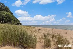 2275 N Scenic Dr, Muskegon, MI 49445 - Photo 77