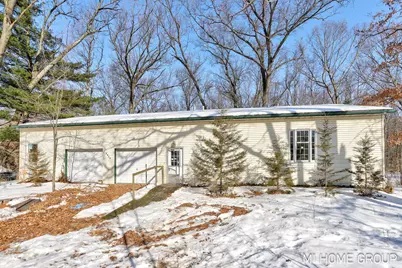 5525 Highland Avenue, Pullman, MI 49450 - Photo 1