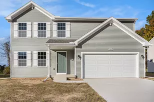 530 Snow Pne Ct, Cedar Springs, MI 49319 - Photo 1