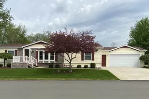 3539 Cloverfield Dr, Cedar Springs, MI 49319 - Photo 3