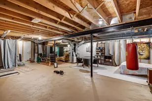 2255 Crystal Crossing Dr, Howell, MI 48843 - Photo 27