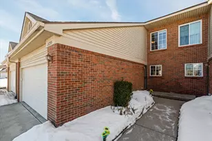 2255 Crystal Crossing Dr, Howell, MI 48843 - Photo 29