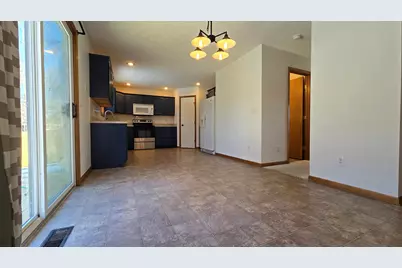 1215 Colgrove, Marshall, MI 49068 - Photo 9