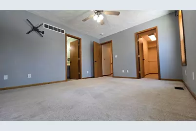 1215 Colgrove, Marshall, MI 49068 - Photo 25