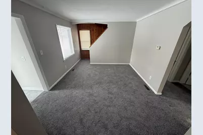 24360 Flower Avenue, Eastpointe, MI 48021 - Photo 5