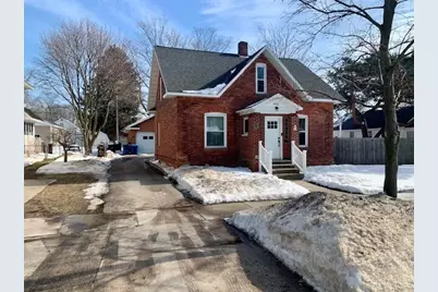 406 N Rowe Street, Ludington, MI 49431 - Photo 1
