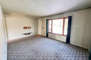 146 Lois Dr, Battle Creek, MI 49015 - Photo 3