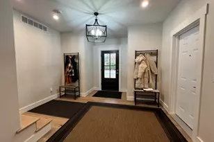 1702 Hill St, Ann Arbor, MI 48104 - Photo 3