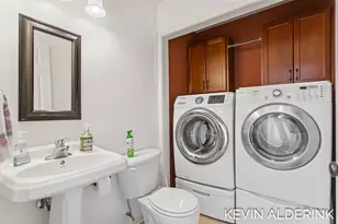 2325 Valarie Dr, Zeeland, MI 49464 - Photo 35