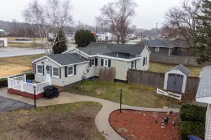 167 S Division St, Hesperia, MI 49421 - Photo 5