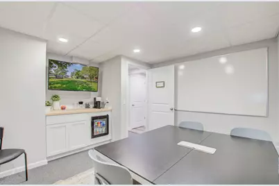 2652 Spring Arbor Road, Jackson, MI 49203 - Photo 23