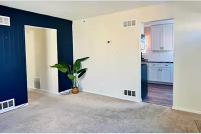 119 W Mapledale Avenue, Hazel Park, MI 48030 - Photo 3