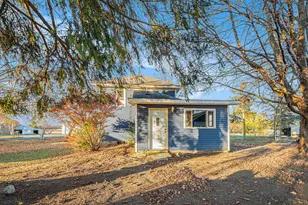 2249 E Montgomery Rd, Hillsdale, MI 49242 - Photo 27