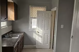 16505 Stansbury St, Detroit, MI 48235 - Photo 5