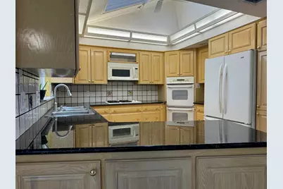 21154 Hale Street, Clinton Twp, MI 48036 - Photo 15