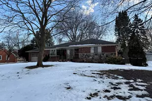 21154 Hale St, Clinton Twp, MI 48036 - Photo 3