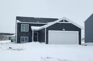 1029 Foxglove Ave, Vicksburg, MI 49097 - Photo 1