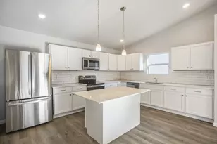 1029 Foxglove Ave, Vicksburg, MI 49097 - Photo 5