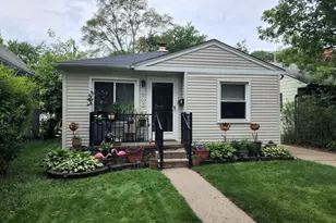 18705 Delaware Ave, Bedford, MI 48240 - Photo 1