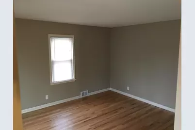 18705 Delaware Avenue, Bedford, MI 48240 - Photo 7