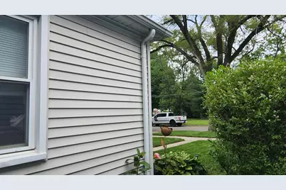 18705 Delaware Avenue, Bedford, MI 48240 - Photo 15