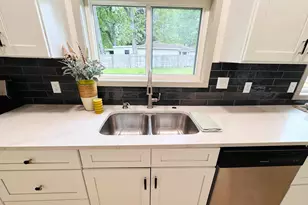 2618 Bond St, Niles, MI 49120 - Photo 9