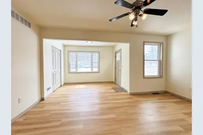 2618 Bond Street, Niles, MI 49120 - Photo 5