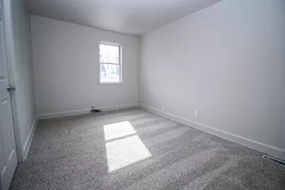 316 W Delaware Street, Decatur, MI 49045 - Photo 5