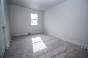 316 W Delaware St, Decatur, MI 49045 - Photo 5